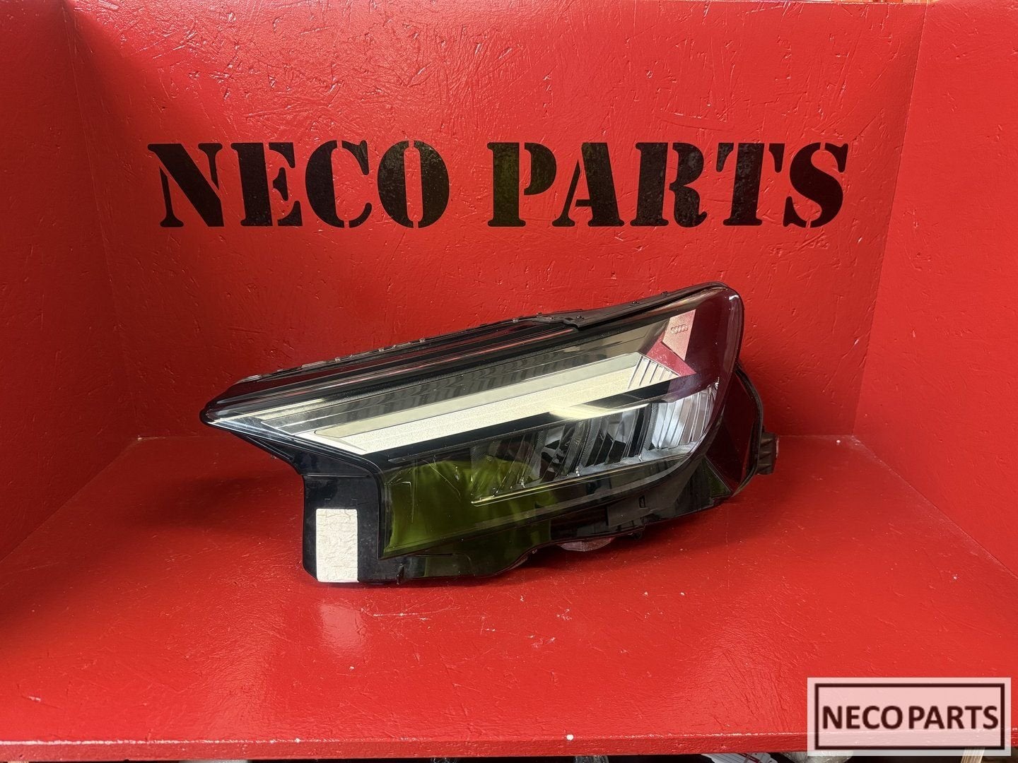 AUDI Q4 E-TRON FULL LED KOPLAMP 89A941033 ALLES LEVERBAAR !!, Gebruikt, -, -, -