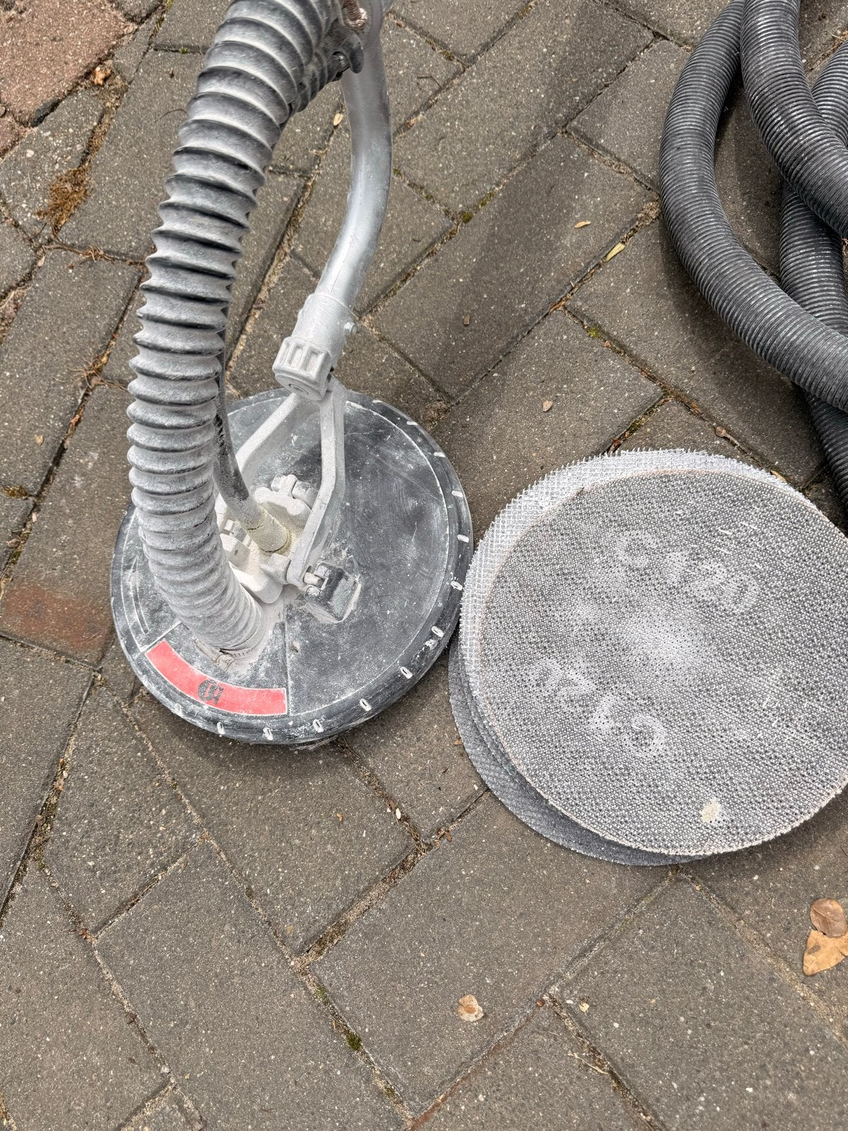 Wandschuurmachine met stofafzuiging en schuurpapier, Ophalen, Gebruikt, Minder dan 600 watt, Overige typen