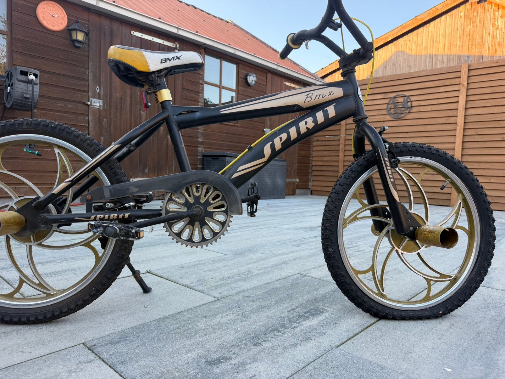 BMX gebruikt spirit geen ketting en remmen werken niet, Gebruikt, Staal, Velgrem, 20 tot 24 inch