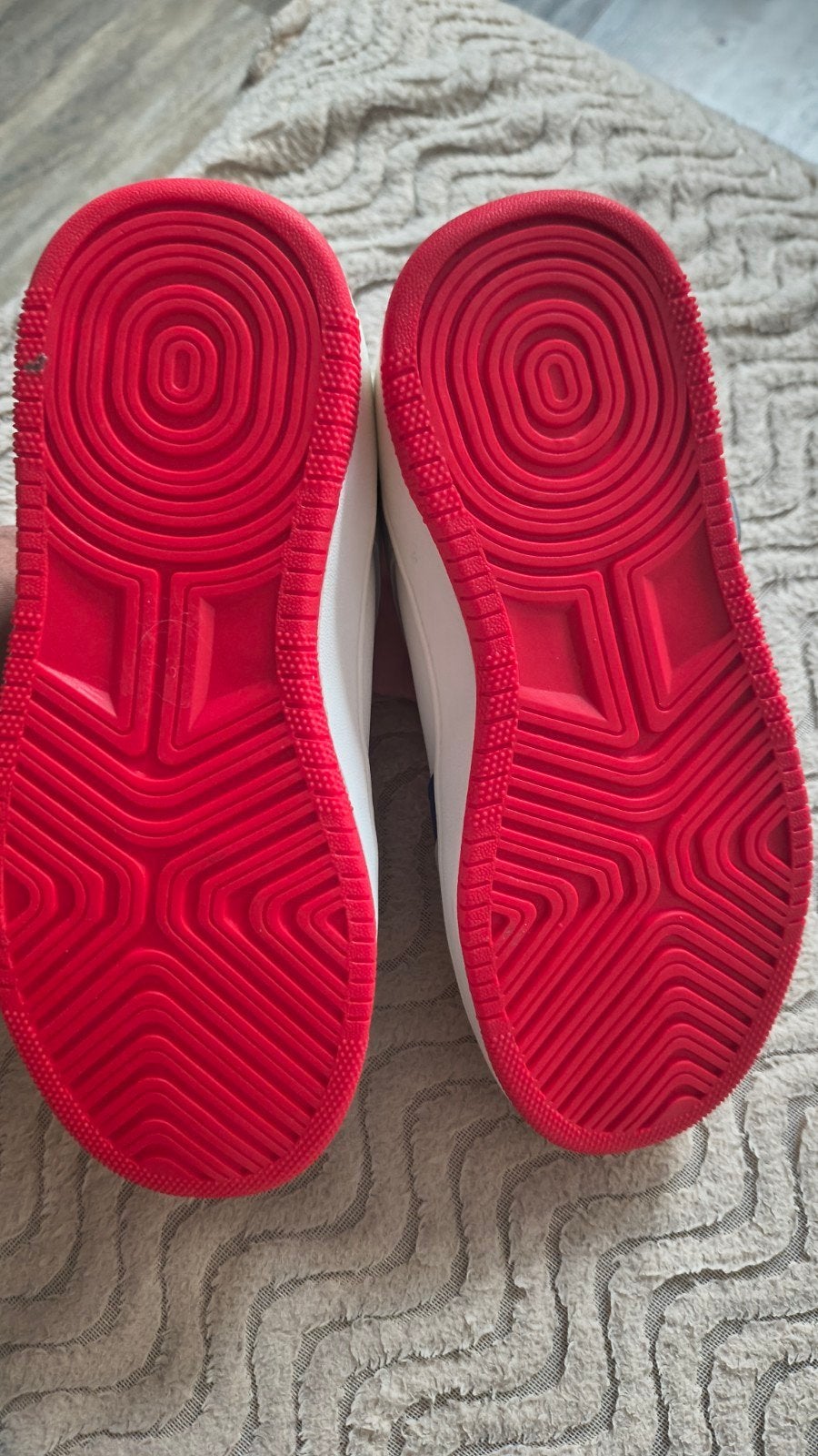 Spiderman sneakers maat 32, Sportschoenen, Nieuw, Ophalen of Verzenden, Marvel