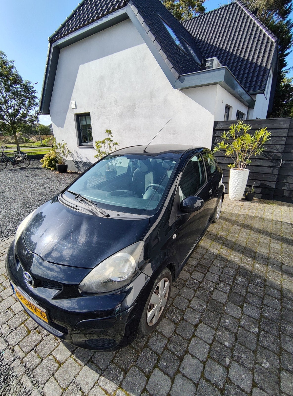 Toyota Aygo 1.0 12V AUTOMAAT Vvt-i 3DRS MMT 2011 Zwart, 4 stoelen, Origineel Nederlands, Particulier, Aygo