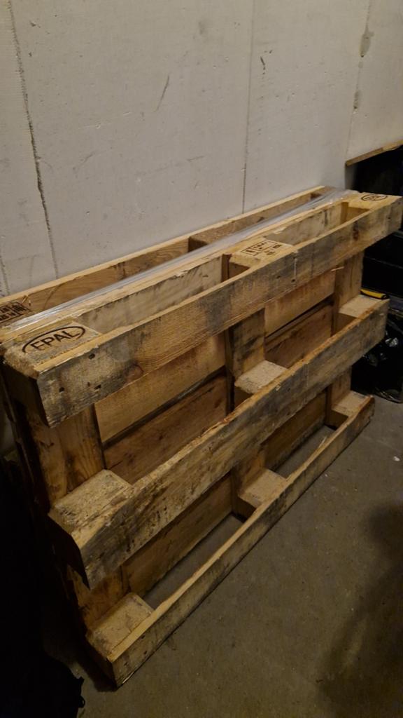 Gratis 2x pallets, Ophalen of Verzenden, Overige houtsoorten, Minder dan 200 cm, Pallet