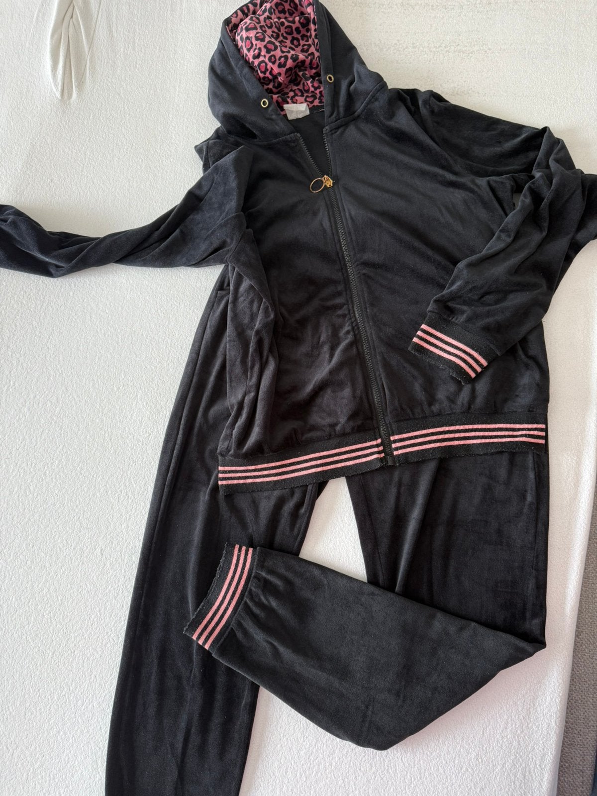 PB Zwart velours huispak maat M, Ophalen of Verzenden, Gedragen, Maat 38/40 (M), Zwart