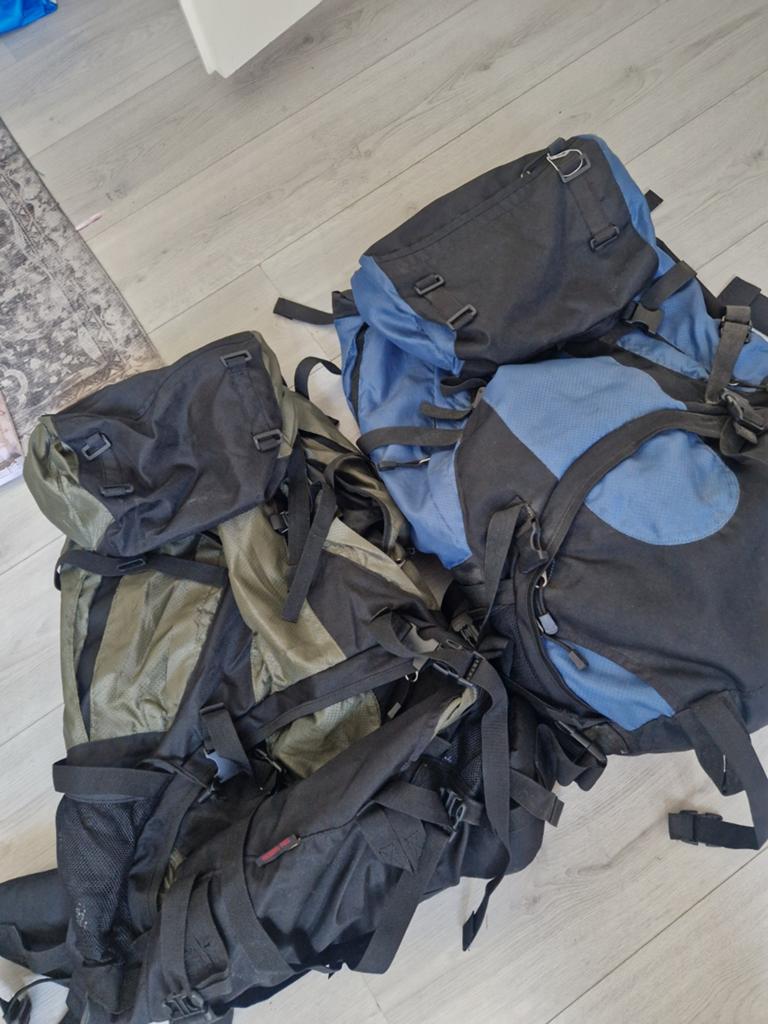 Backpack 2x, Ophalen, Zo goed als nieuw, Blauw, 30 cm of meer