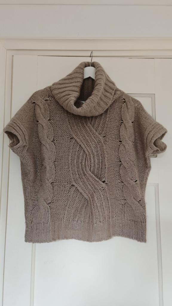 Beige trui met korte mouw van Benetton, maat M, Maat 38/40 (M), Benetton, Beige, Ophalen of Verzenden