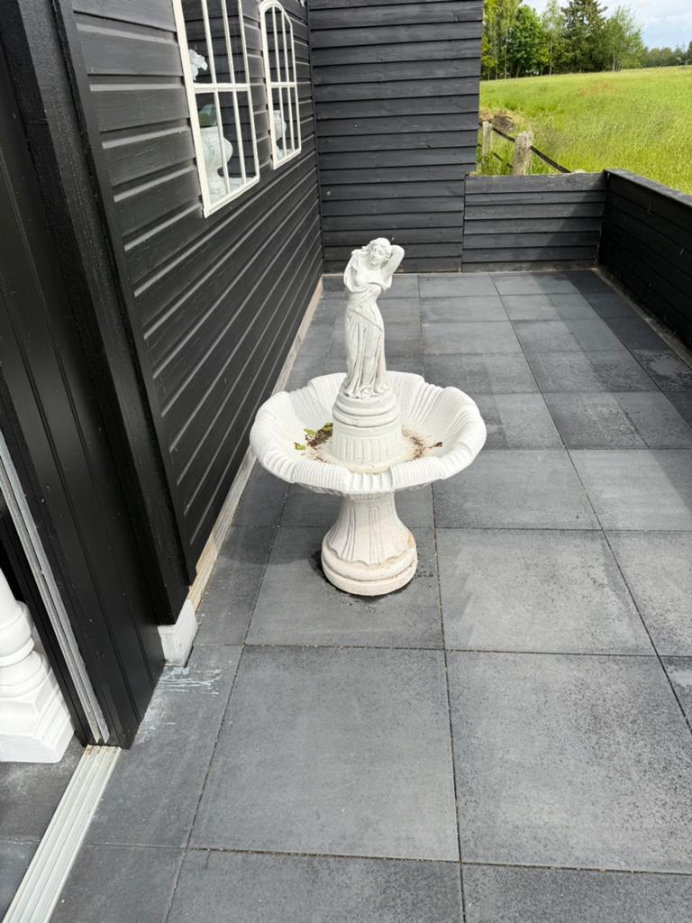 Water fontein ornament  met vrouw erop, Tuin en Terras, Ophalen
