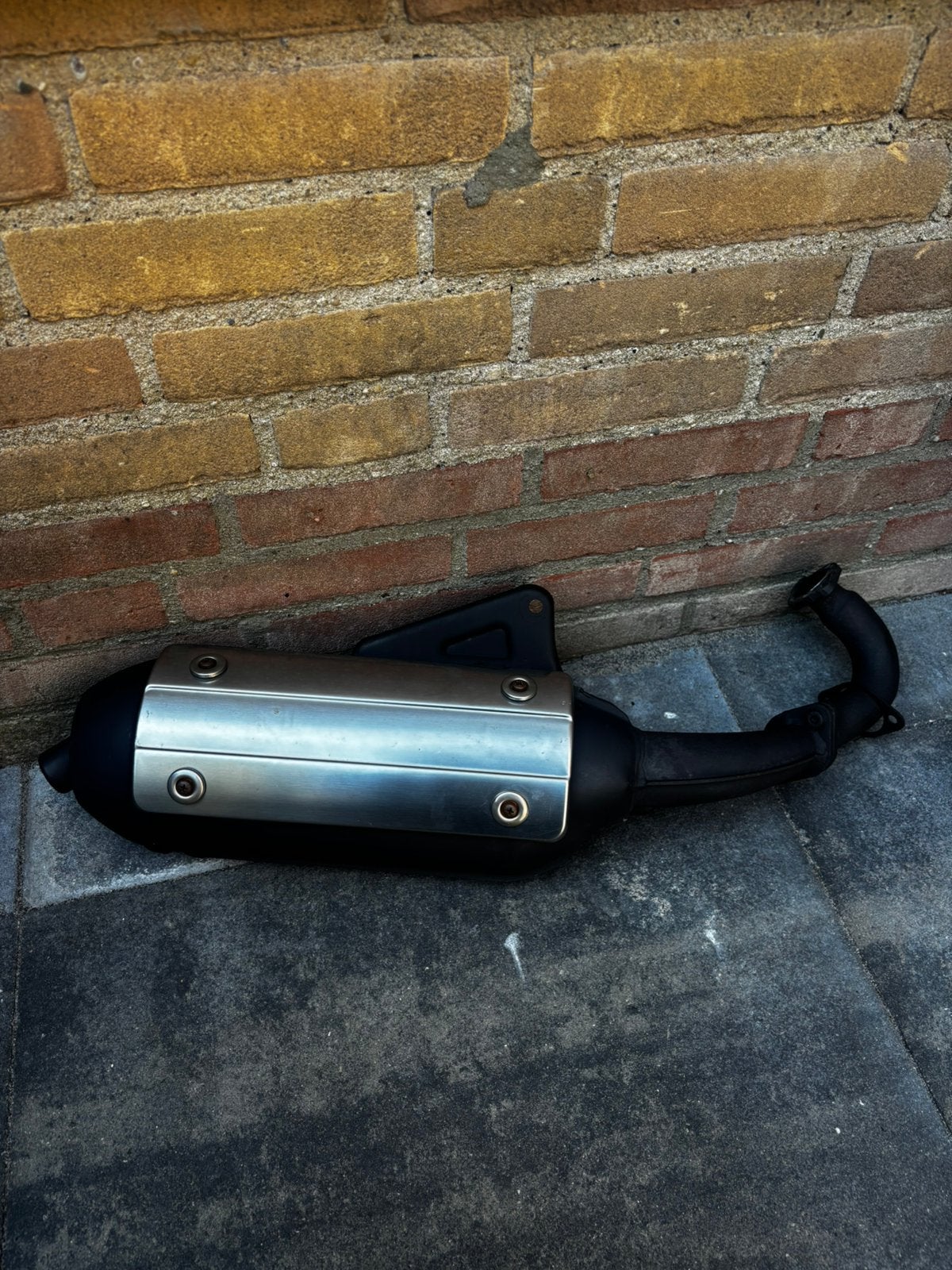 Nette Sm06 uitlaat 125/180cc, Ophalen of Verzenden, Zo goed als nieuw, Uitlaat