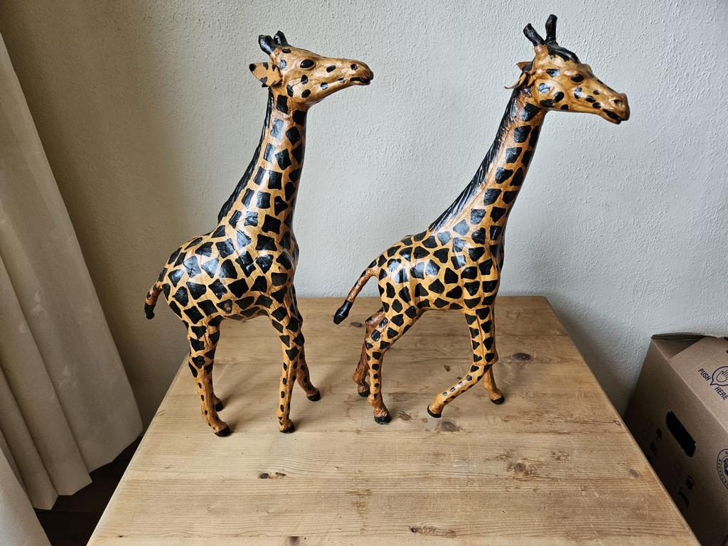 Te koop; 3 giraffen beeldjes, Ophalen of Verzenden, Zo goed als nieuw