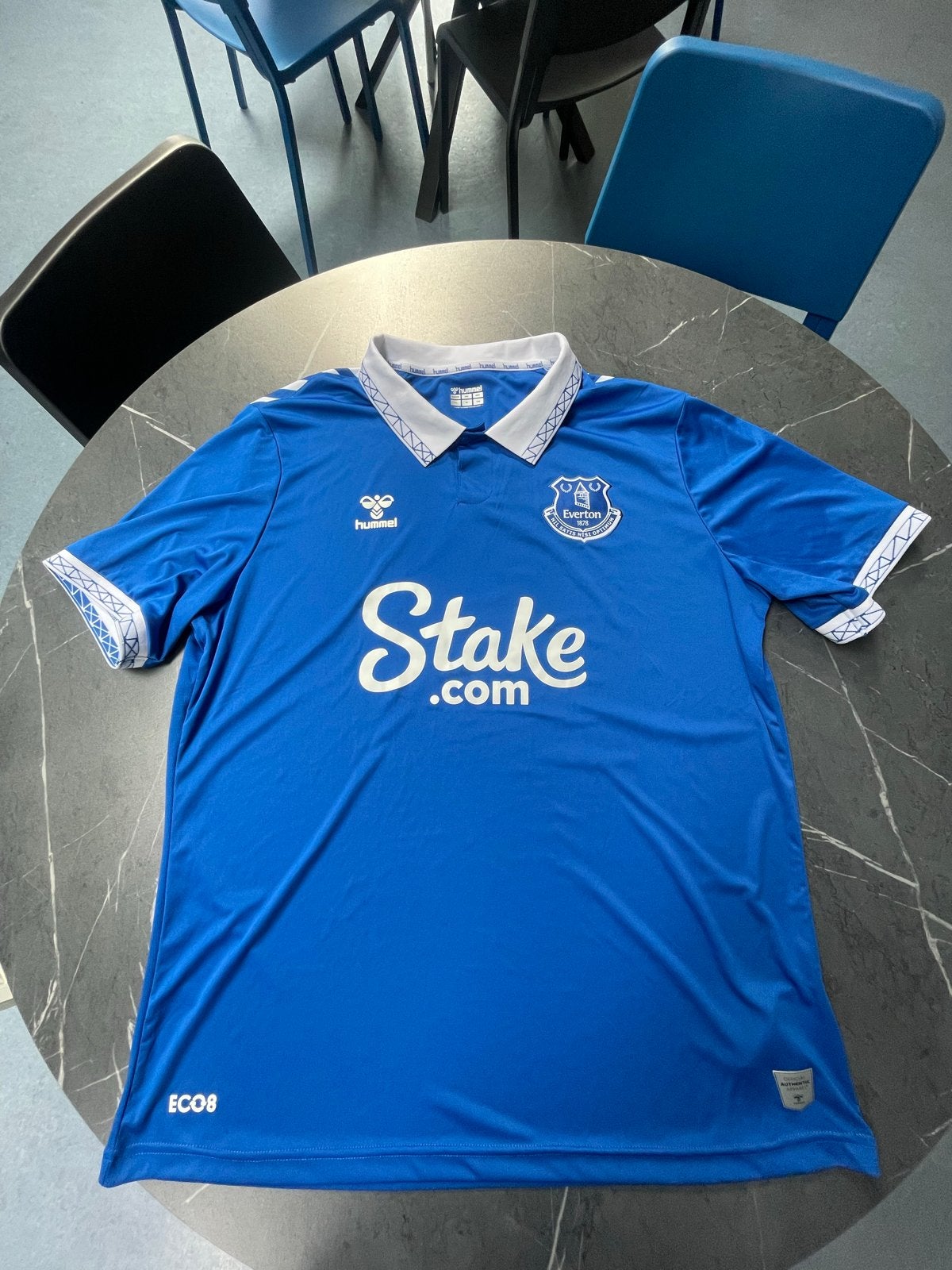 Everton Thuisshirt 2023 Hummel Maat XXL ongedragen., Ophalen of Verzenden, Zo goed als nieuw, Buitenlandse clubs, Shirt