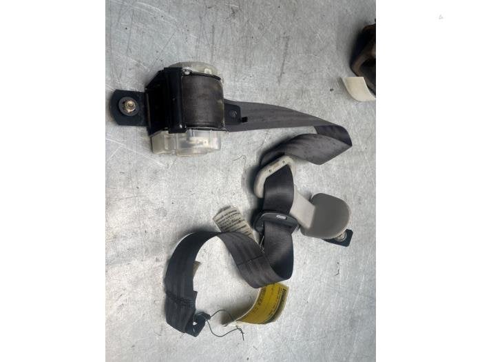 Veiligheidsgordel rechts-achter van een Honda FR-V, Auto-onderdelen, Interieur en Bekleding, Honda, Gebruikt, -, -