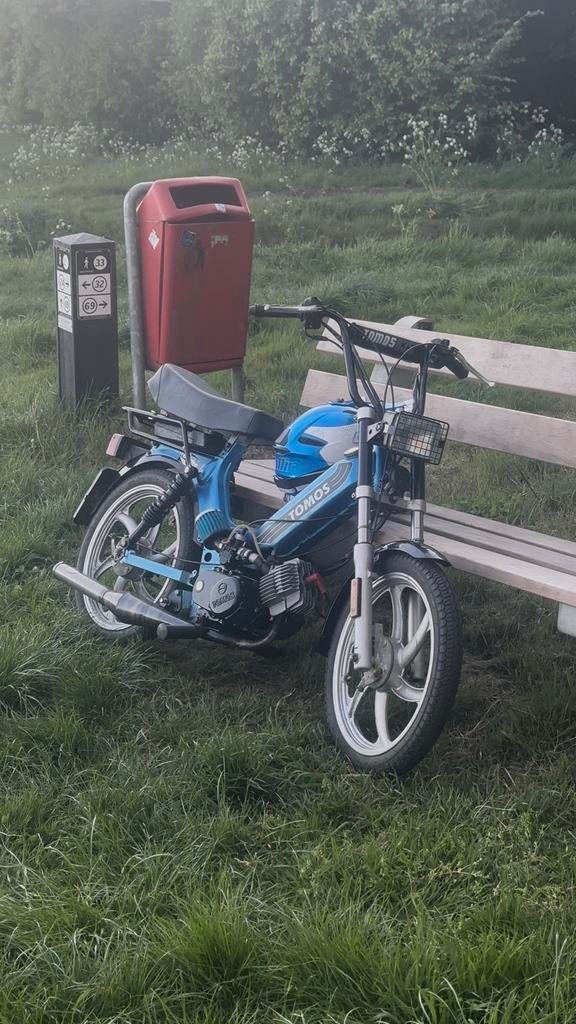 Tomos brommer te ruil!! 70cc geel kenteken, Ophalen, Zo goed als nieuw