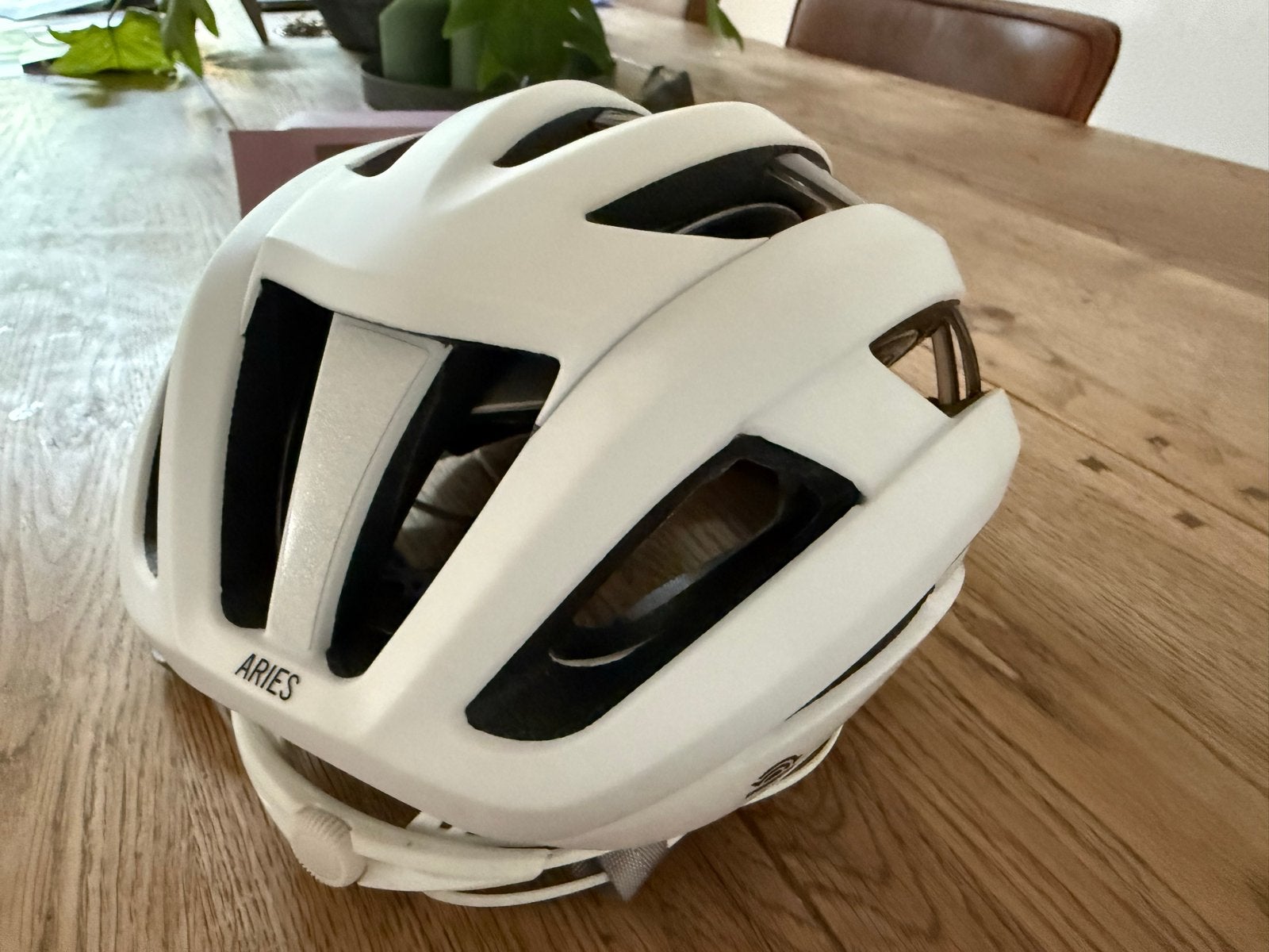 Giro Aries Spherical MIPS Fietshelm - Wit L, Ophalen of Verzenden, Zo goed als nieuw, M, Heer of Dame