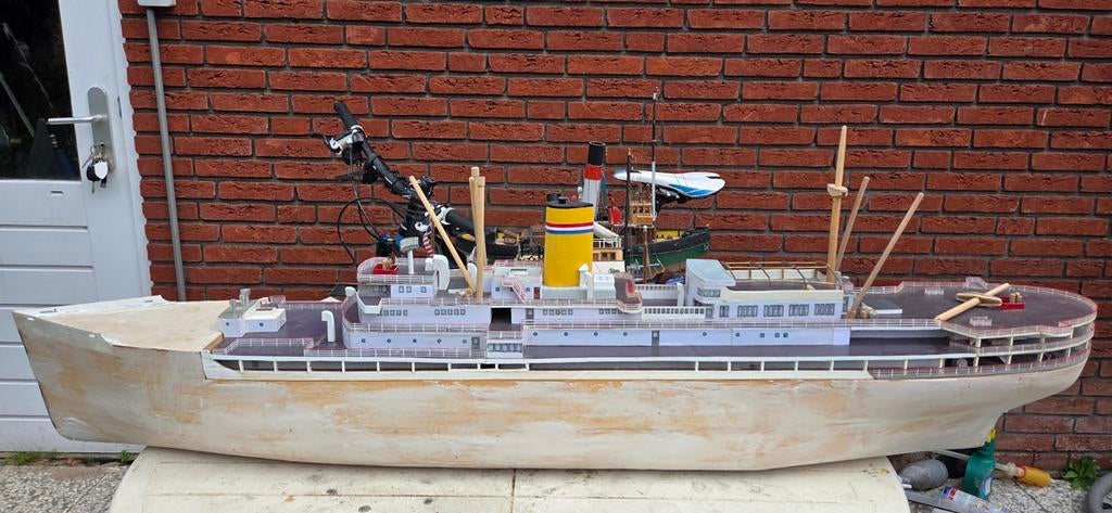 Passagiersschip uit jaren 50/60, Hobby en Vrije tijd, Modelbouw | Boten en Schepen, Ophalen