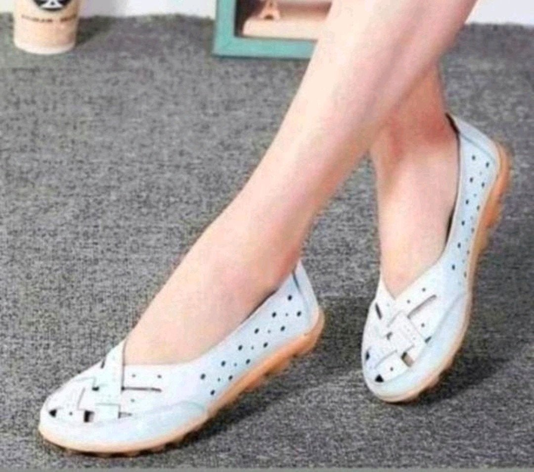 Nieuwe witte Ballerina's - Maat 35.5 - Zool 22.5cm, Wit, Nieuw, Ballerina's, Ophalen of Verzenden