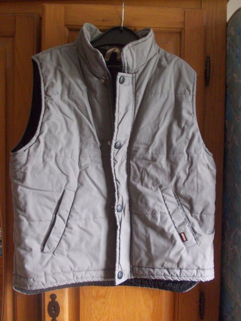 Bodywarmer, groen, maat 164, Ophalen, Zo goed als nieuw, Jongen, X-tract