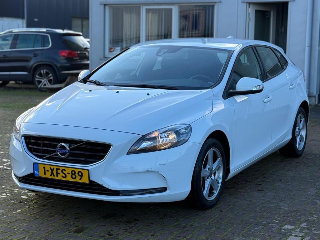 Volvo V40 2.0 D4 Base Business Export, Auto's, Volvo, Voorwielaandrijving, Euro 5, Stof, Gebruikt