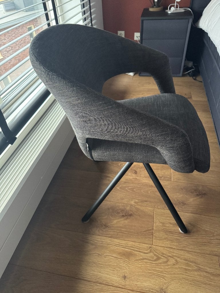 2 mooie stoeltjes, Ophalen