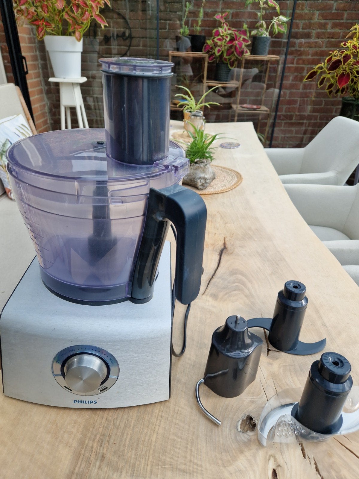 Philips Foodprocessor met blender en veel accessoires, 1 tot 2 liter, Ophalen, Gebruikt, 3 snelheden of meer
