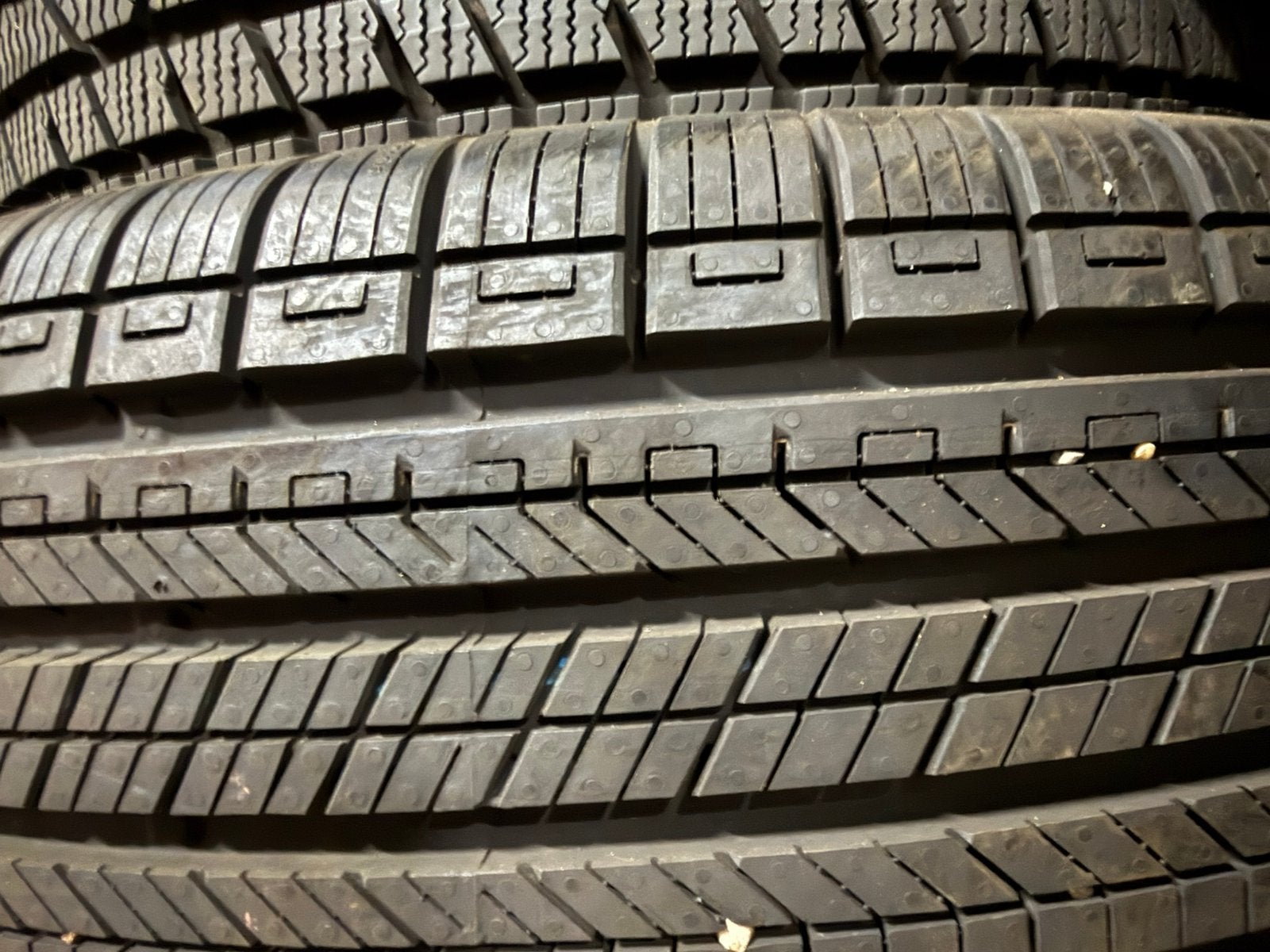 4x 255 70 16 111T Continental Crosscontact RX NIEUW, Auto-onderdelen, 255 mm, 16 inch, Nieuw, Band(en)