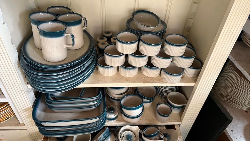Wedgwood BLUE PACIFIC, Ophalen of Verzenden, Zo goed als nieuw, Bord(en), Wedgwood