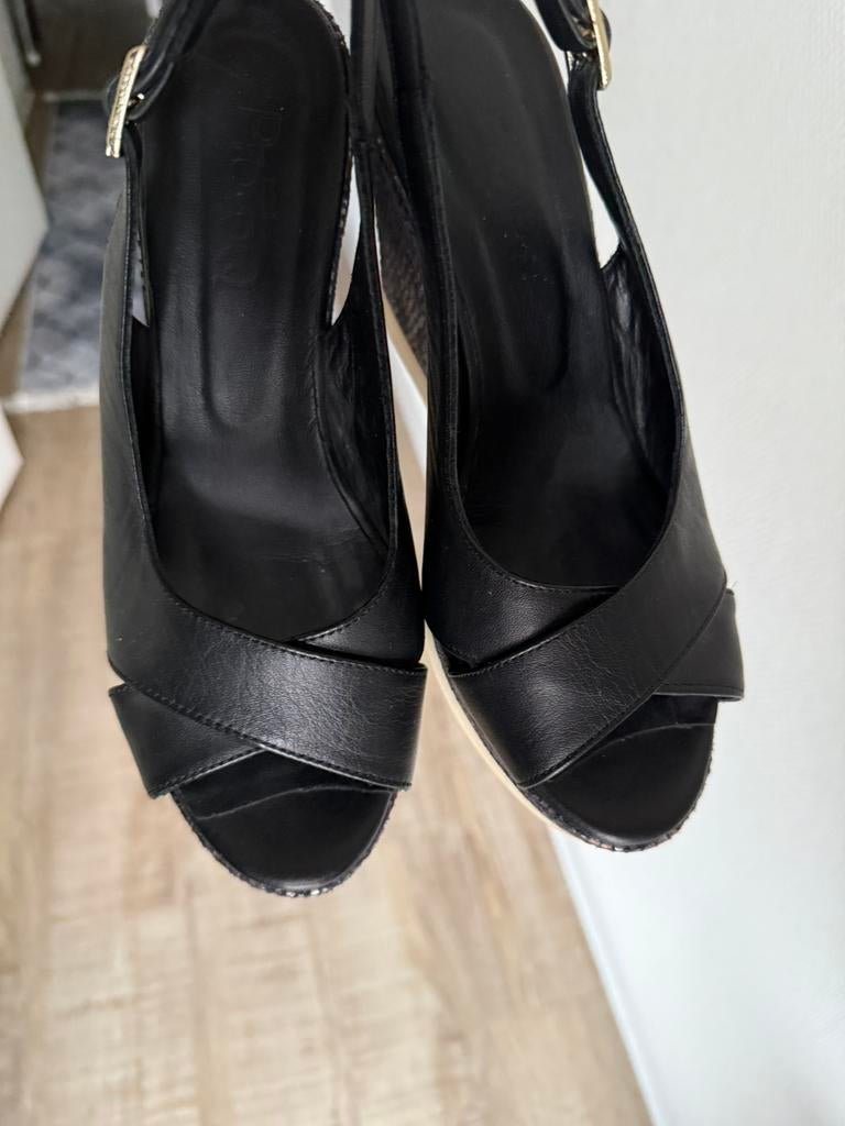 Hoge sleehakken wedges maat 40(high heels,pumps,sandalen), Pumps, Zwart, Ophalen of Verzenden, Zo goed als nieuw