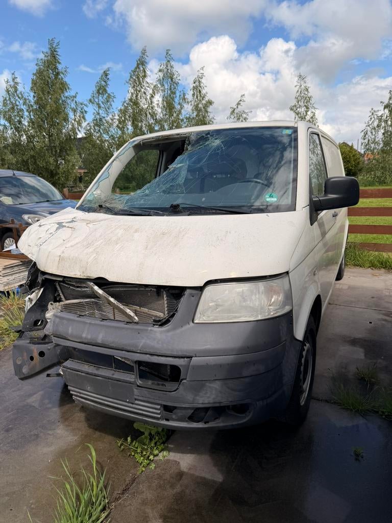 Volskwagen Transporter T5 schade 2011, Ophalen, Gebruikt, Volkswagen