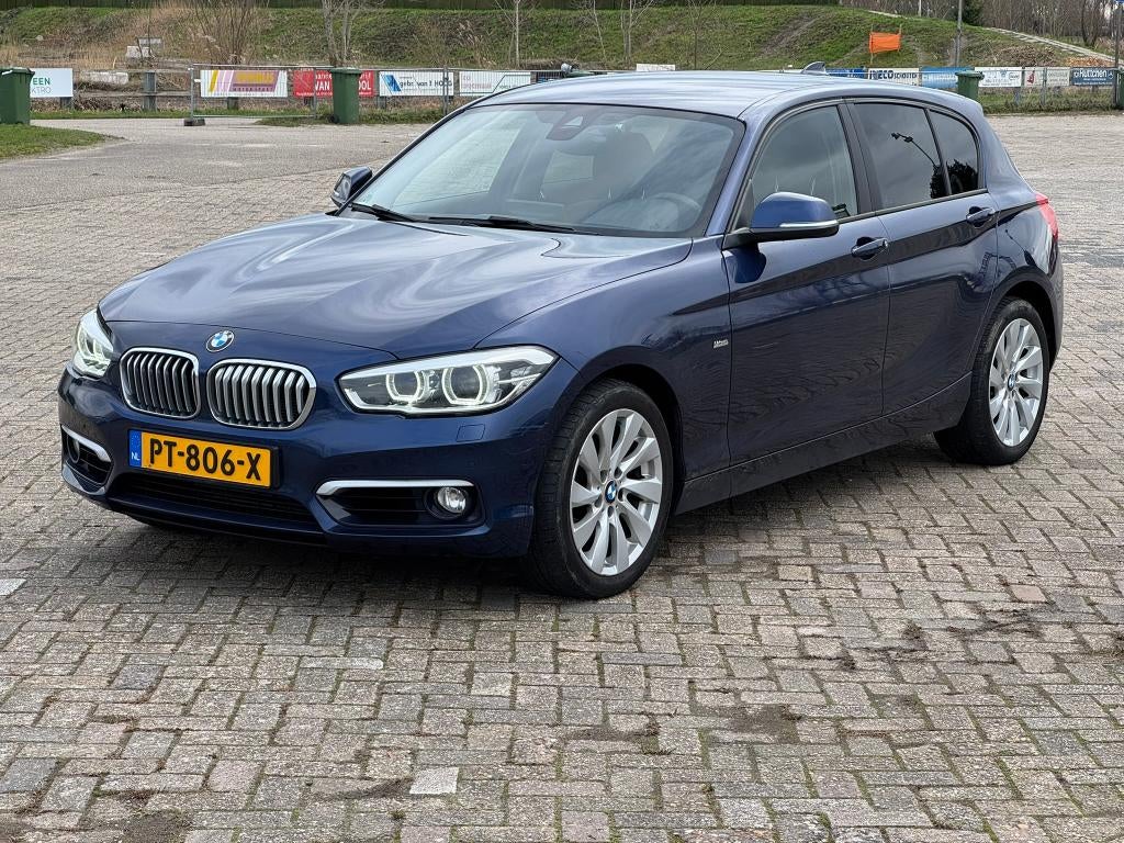 BMW 1-Serie 118d 2016 Urban Line High Executive, Auto's, Achterwielaandrijving, 1995 cc, Blauw, Leder