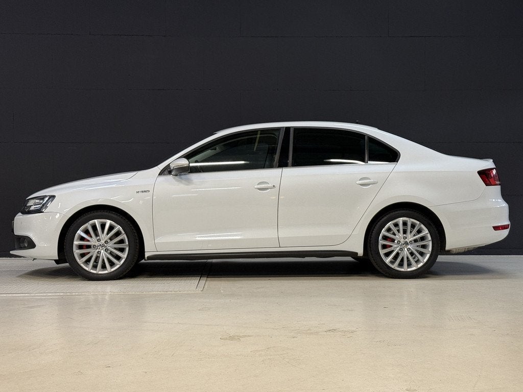 Volkswagen Jetta 1.4 TSI Hybrid Highline | Xenon | LED | Sto, Auto's, Stof, Gebruikt, 4 cilinders, Wit