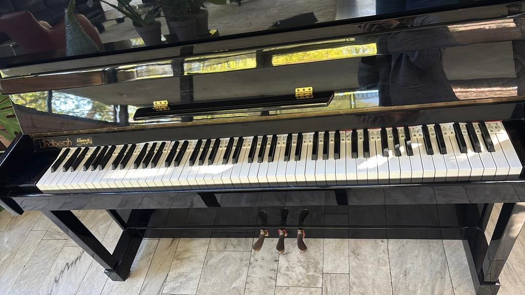 Piano Lindbergh, Muziek en Instrumenten, Keyboards, Gebruikt, 88 toetsen, Overige merken, Aanslaggevoelig, Ophalen