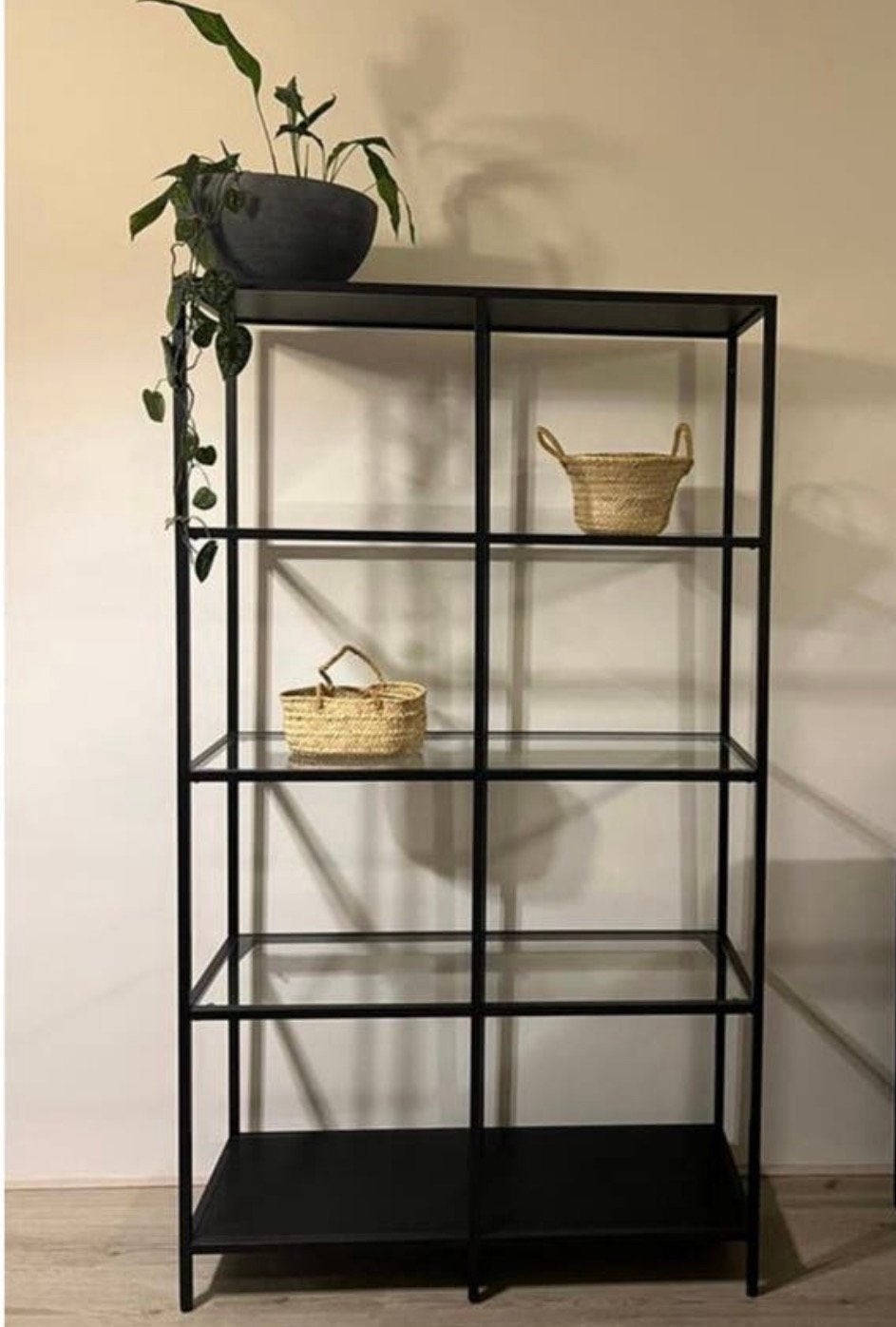 Ikea VITTSJÖ Stellingkast, zwartbruin/glas, 100x175 cm, Ophalen, Zo goed als nieuw