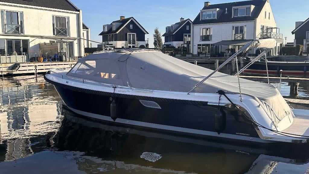 Intender 950 Cabrio (2022), Ophalen, Gebruikt, Interboat, Diesel
