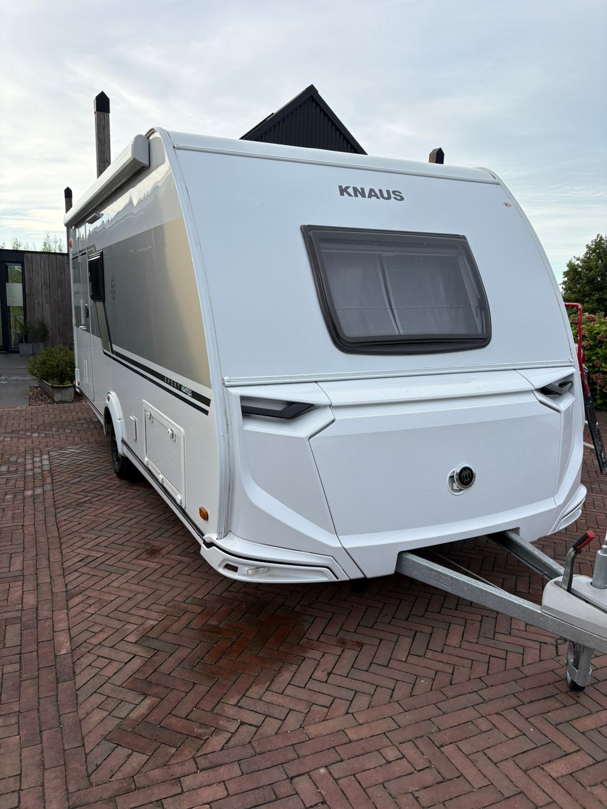 Knaus Sport 500 QDK E-power (stapelbedden), Caravans en Kamperen, Caravans, Stapelbed, Treinzit, Particulier, Schokbreker