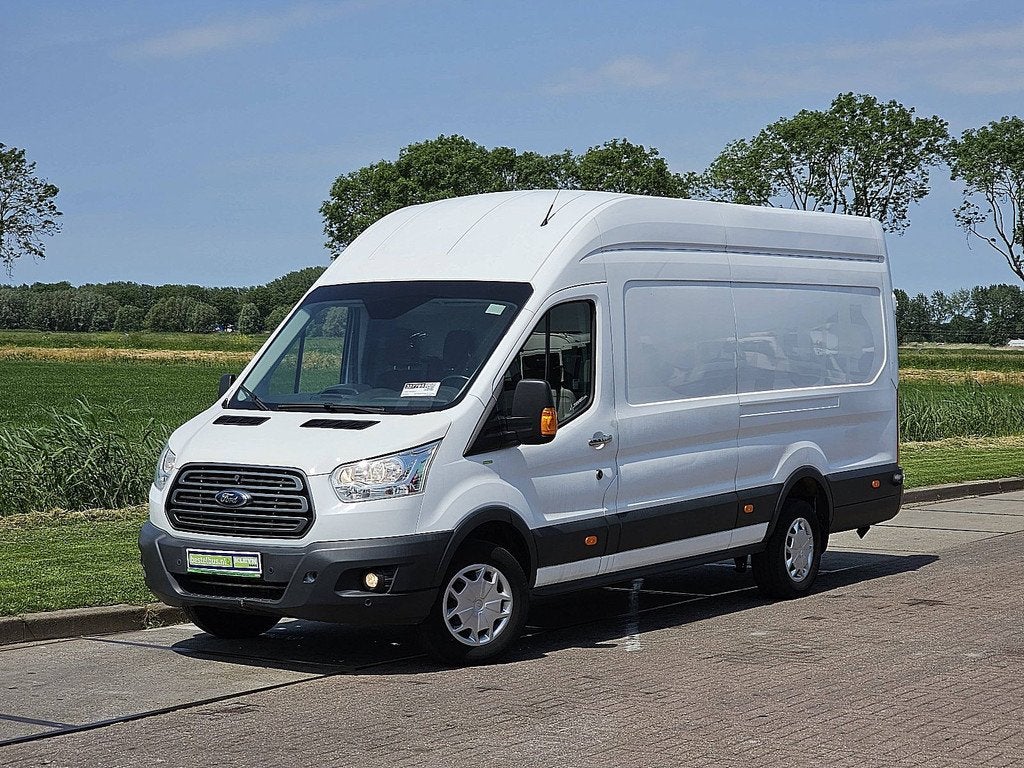 FORD TRANSIT, 13 km/l, Achterwielaandrijving, Euro 6, 4 cilinders