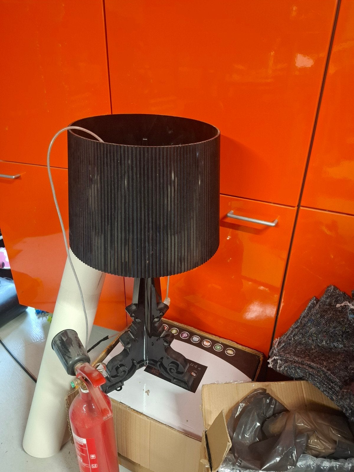 Kartell design lamp - Zwarte tafellamp, Ophalen, Overige merken, Gebruikt, Kunststof