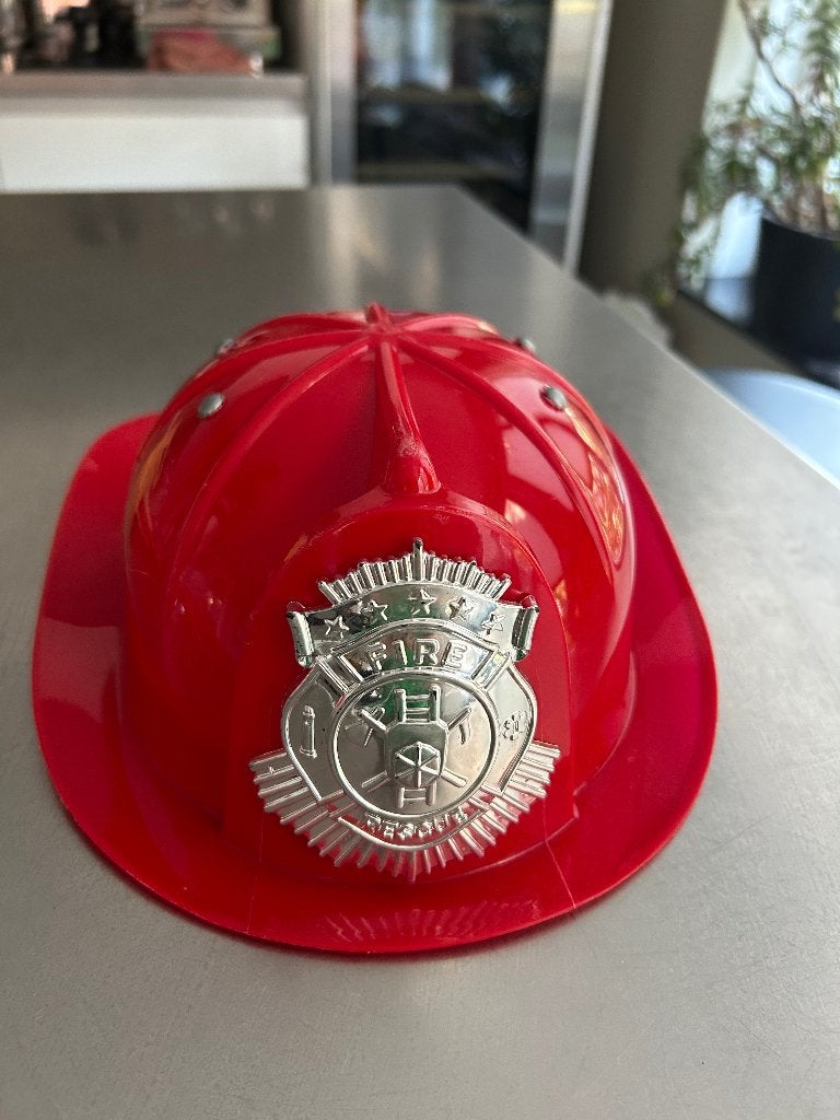 Gratis! Kinder speelgoed brandweerhelm, Ophalen, Zo goed als nieuw