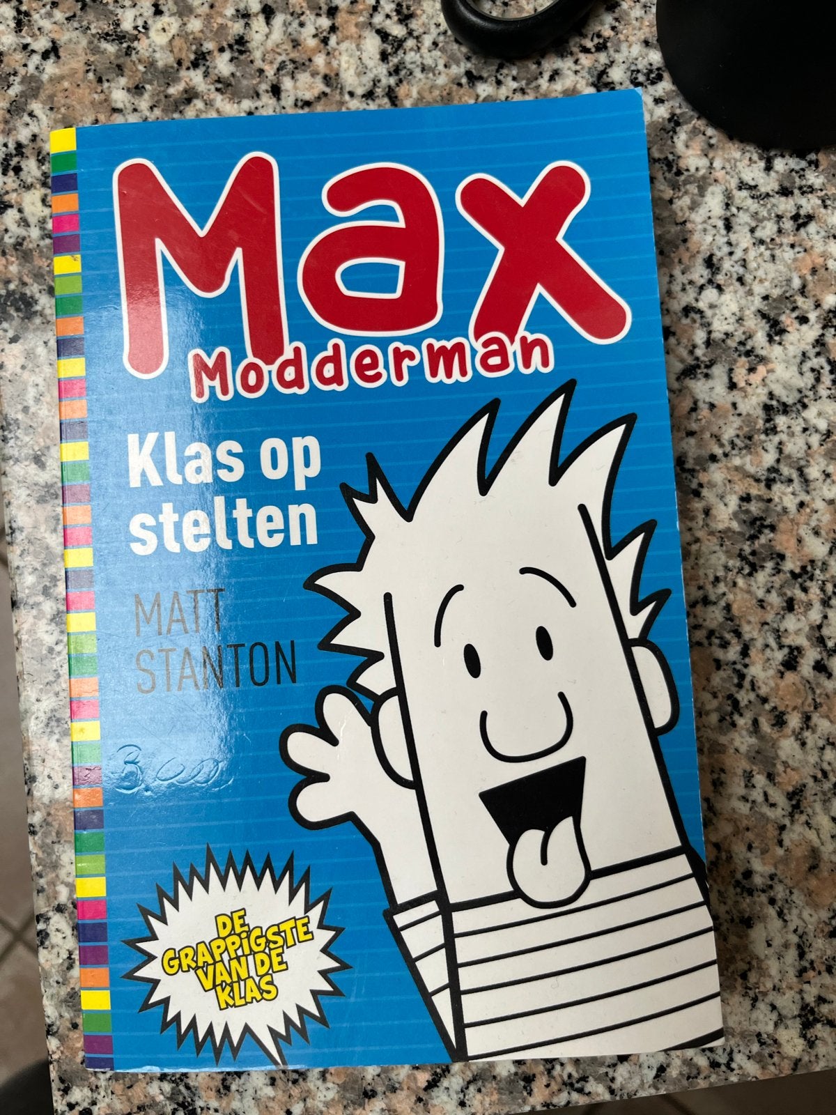 Max Modderman: Klas op stelten - Matt Stanton, Ophalen of Verzenden, Zo goed als nieuw, Fictie