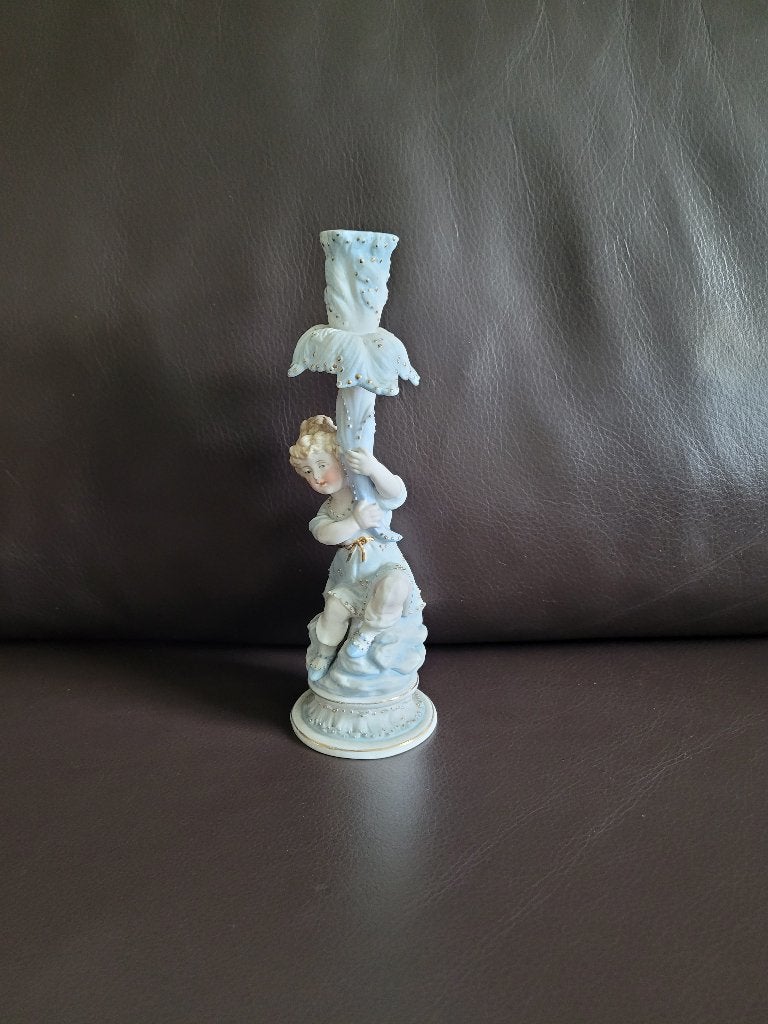 Antieke bisque porseleinen kandelaar met kindfiguur, Antiek en Kunst, Ophalen of Verzenden, Keramiek of Aardewerk