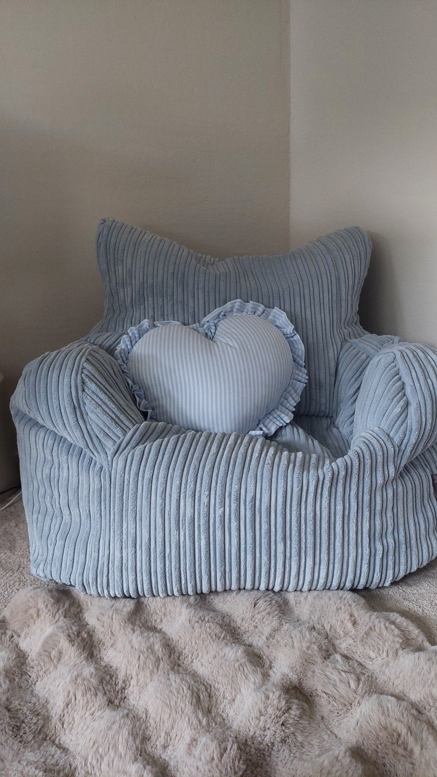Josephine Zitzak Fauteuil babyblauw van loungepug
Corduroy B, Ophalen, Nieuw, Blauw, Zitzakstoel