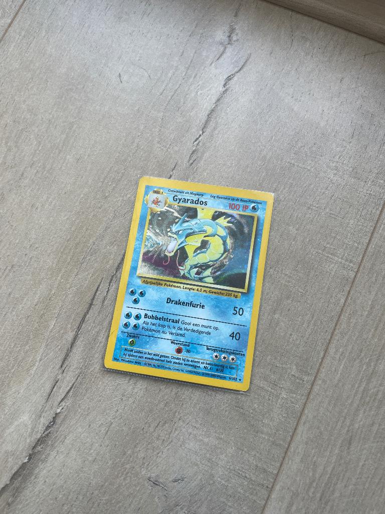 Pokemon Gyarados, Ophalen of Verzenden, Zo goed als nieuw, Losse kaart, Foil