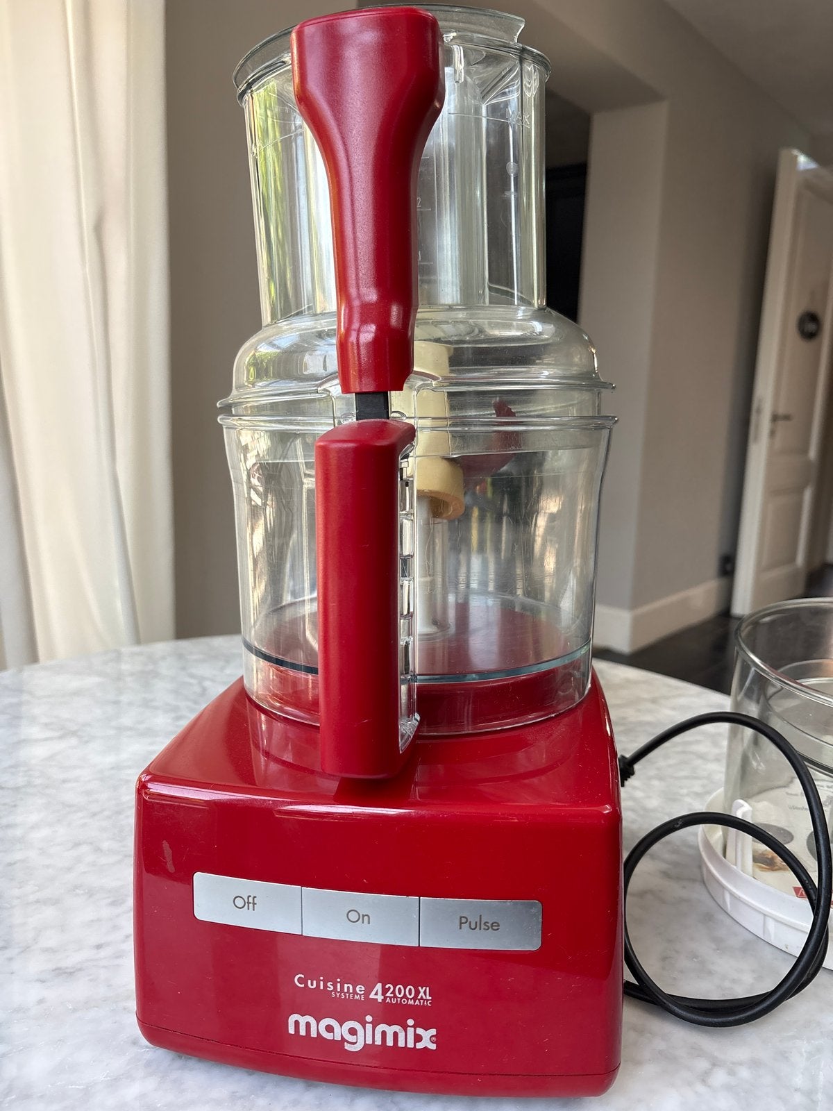 Magimix Cuisine Système 4200 XL Automatic - Rood, 3 tot 4 liter, Ophalen of Verzenden, Gebruikt, 3 snelheden of meer