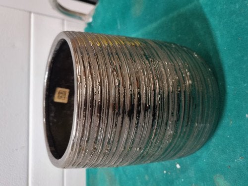 bloempot zilverkleurig gestreept, Ophalen of Verzenden, 'T Olde Gre-j, Info@toldegrej.nl, Endepoelstraat 20f Didam