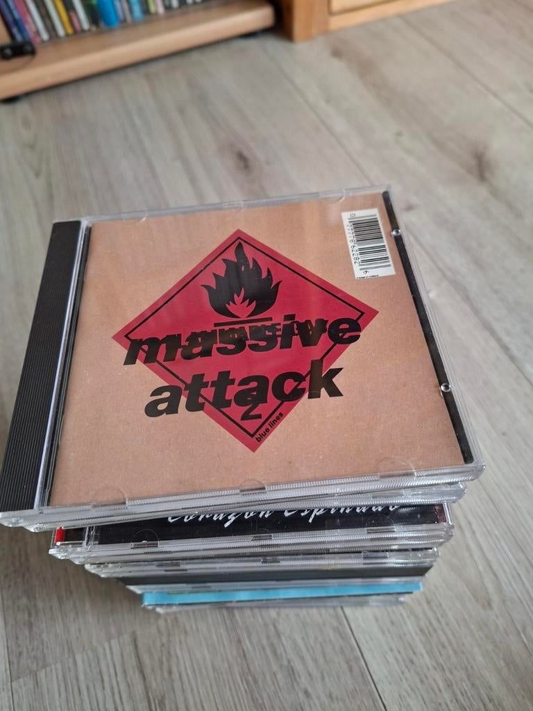 Massive Attack - Blue Lines, Cd's en Dvd's, Cd's | Pop, Zo goed als nieuw, Ophalen of Verzenden