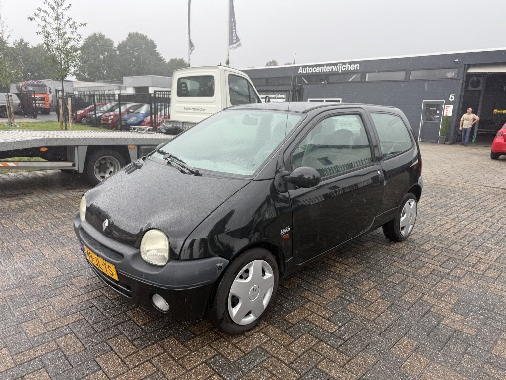 Renault Twingo 1.2 Hélios - Apk (bj 2002), Auto's, 4 cilinders, 4 stoelen, Zwart, Origineel Nederlands