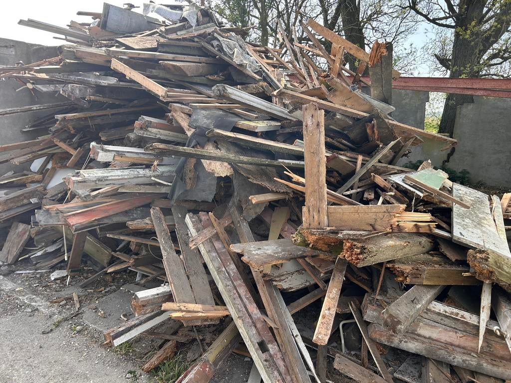 GRATIS sloop hout/ brandhout/ haardhout afhalen in Dronryp, Minder dan 3 m³, Ophalen