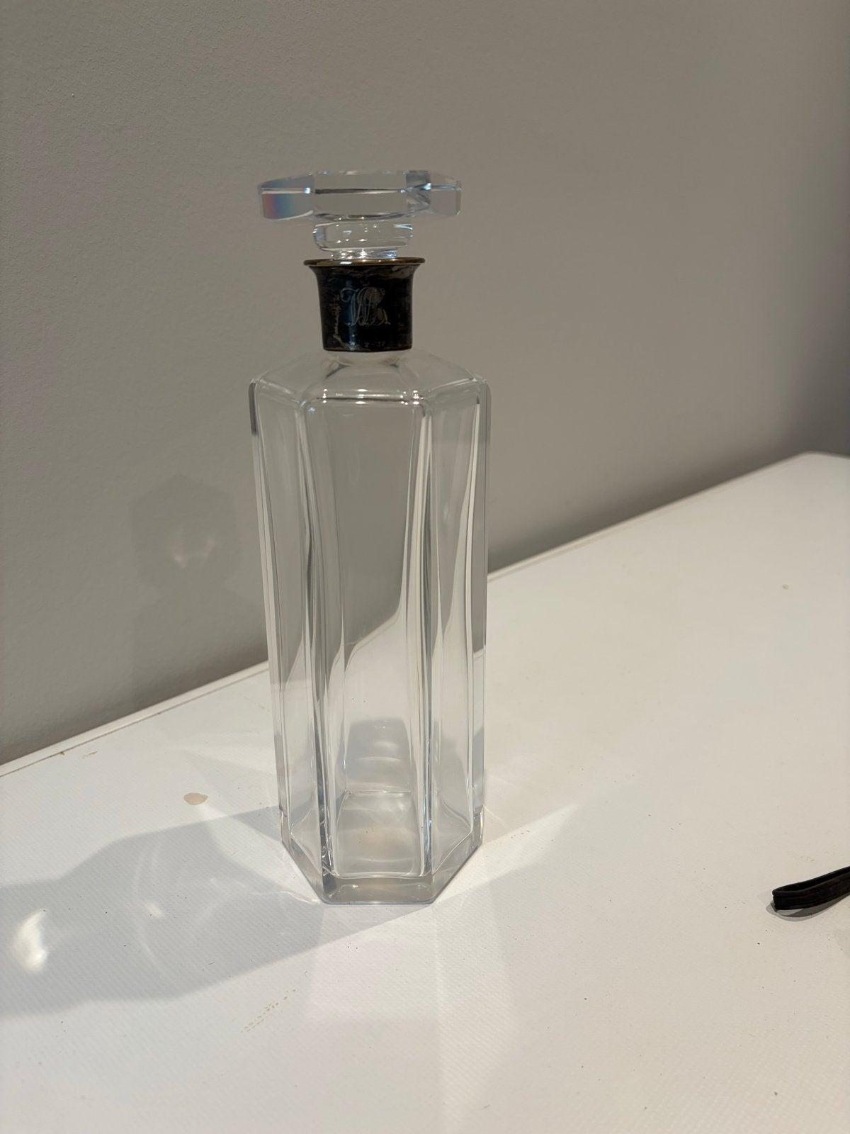 Geslepen Fles met Zilveren Hals en Initialen - 1937, Antiek en Kunst, Ophalen of Verzenden