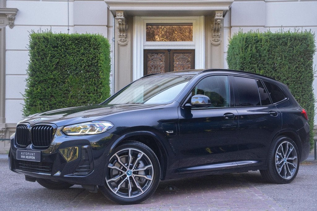 BMW X3 xDrive30e High Executive TREKHAAK | PANO | LASER | HU, Auto's, BMW, Bedrijf, Te koop, X3, 4x4, ABS, Achteruitrijcamera