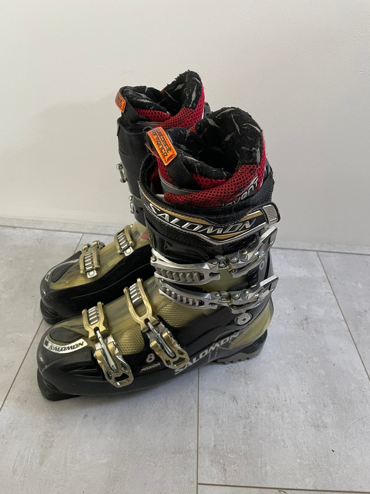 Salomon Mission 8 Energyzer 80 Maat 28/28.5 EU43/44, Sport en Fitness, 160 tot 180 cm, Gebruikt, Schoenen, Skiën