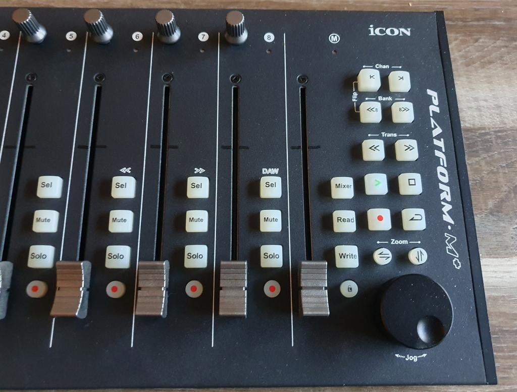 Icon PLatform M+ Midi Controller, Ophalen, Gebruikt