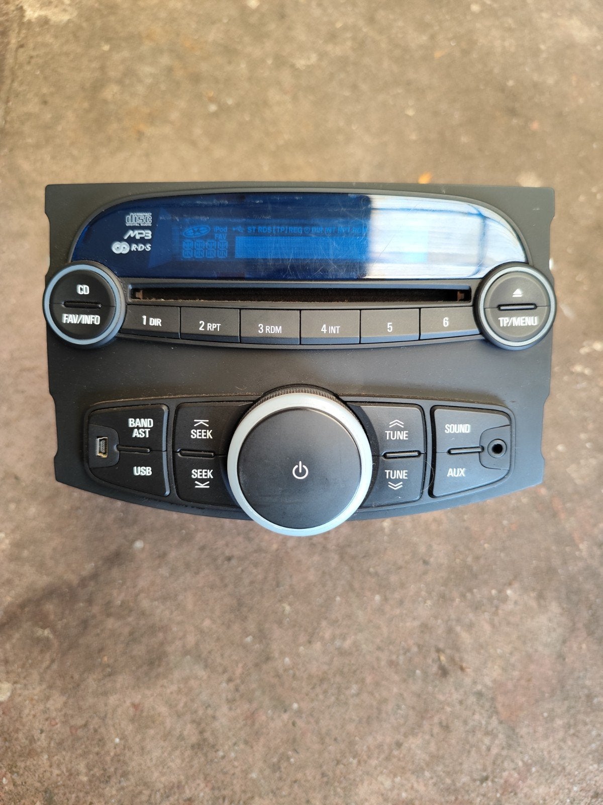 Chevrolet Spark Radio CD/USB Speler (Daewoo) *defect*, Ophalen of Verzenden, Gebruikt