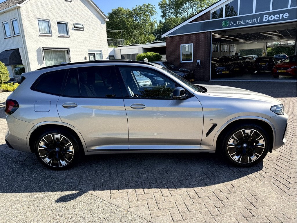 BMW iX3 High Executive M-Sport 80 kWh SOH 92.9%, Vol Opties!, Auto's, BMW, Automaat, Achterwielaandrijving, Gebruikt, 750 kg